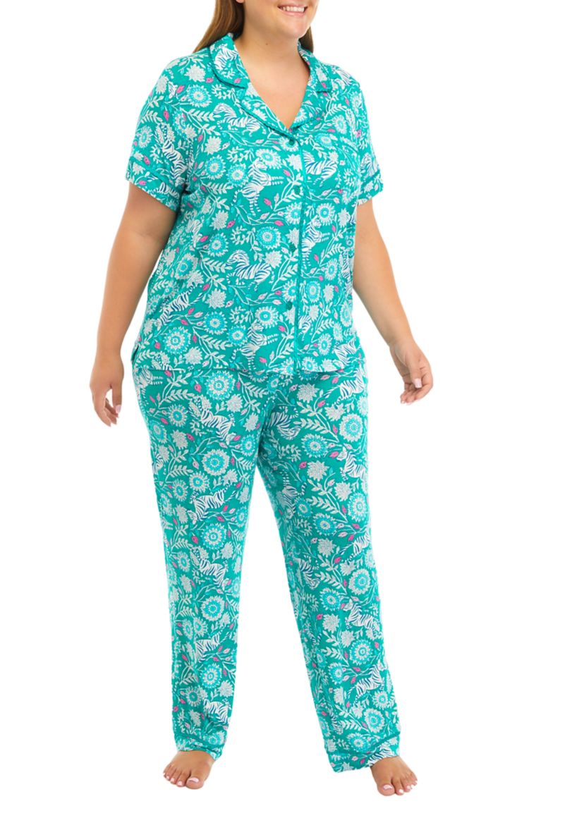 Plus Size Printed Notch Pajama Set 