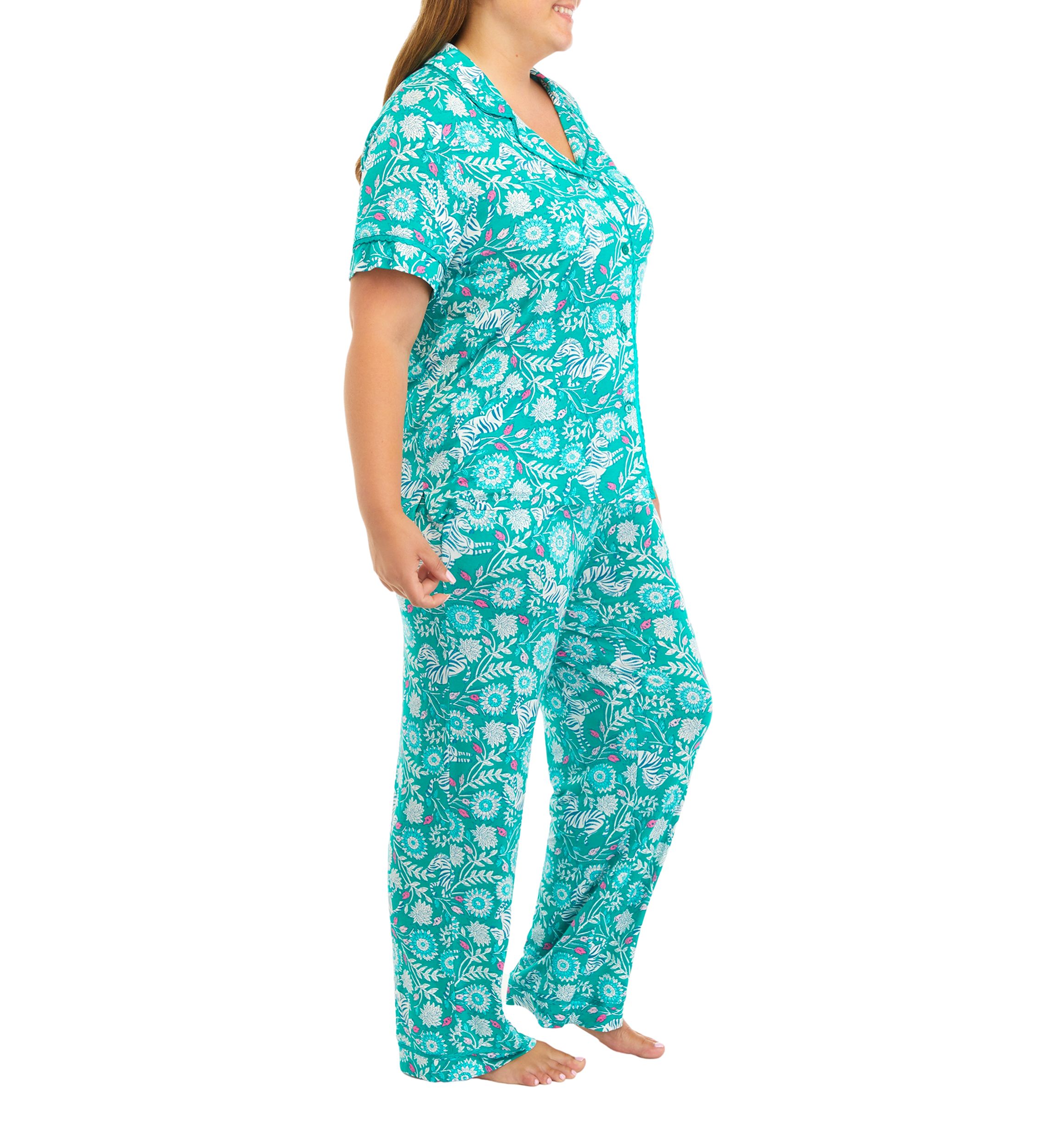 Plus Size Printed Notch Pajama Set 