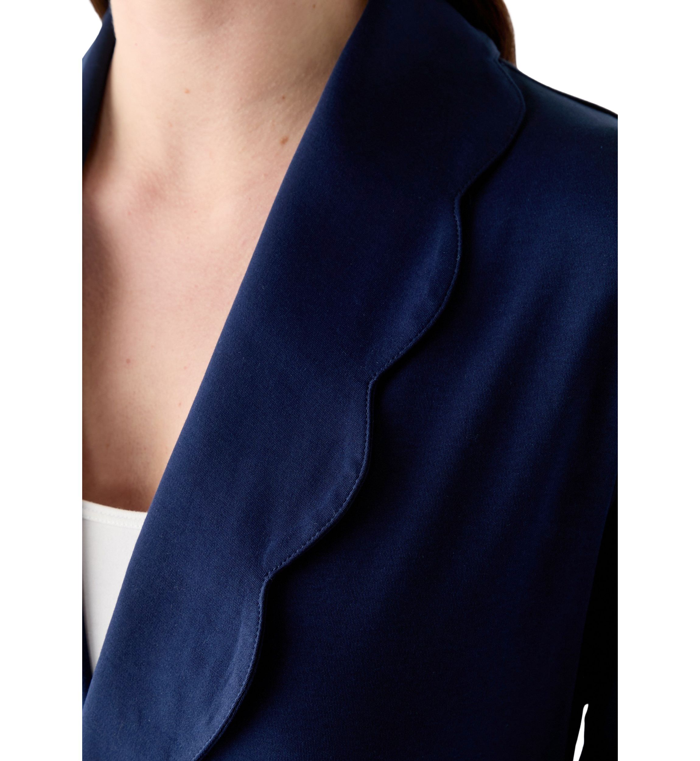 Scallop Knit Robe