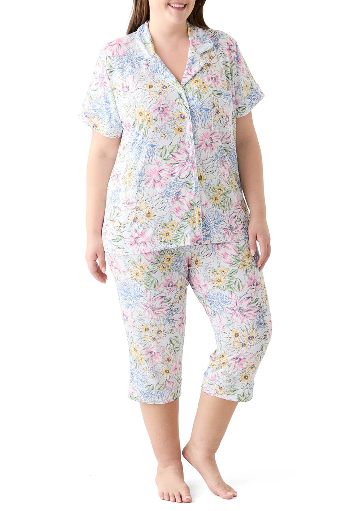 Plus Size Short Sleeve Notch Capri Pajama Set