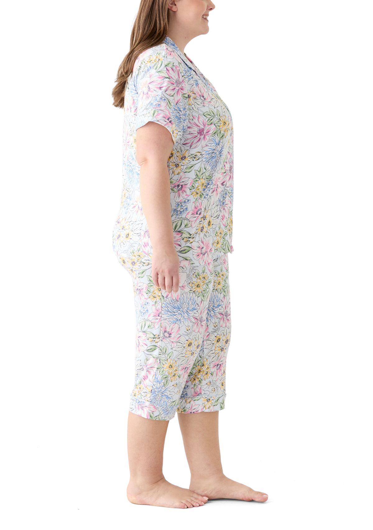Plus Size Short Sleeve Notch Capri Pajama Set
