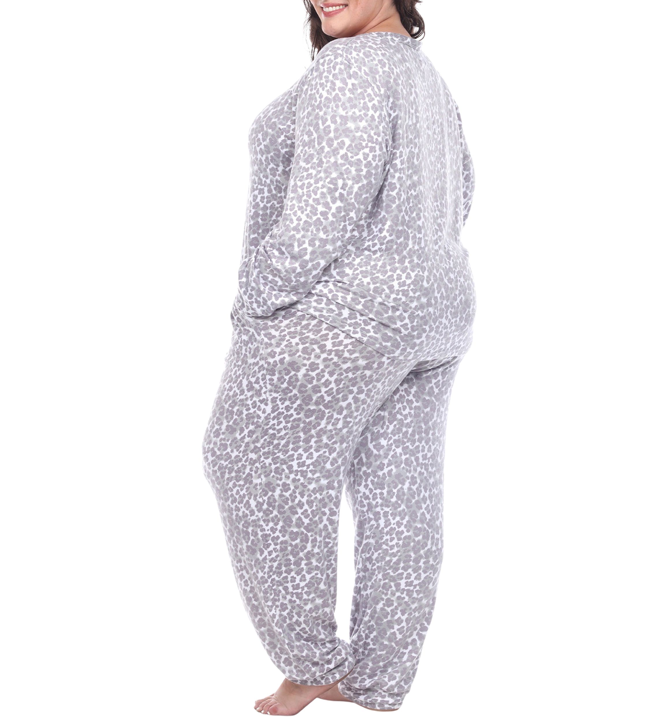 Plus Size Leopard Pajama Set 