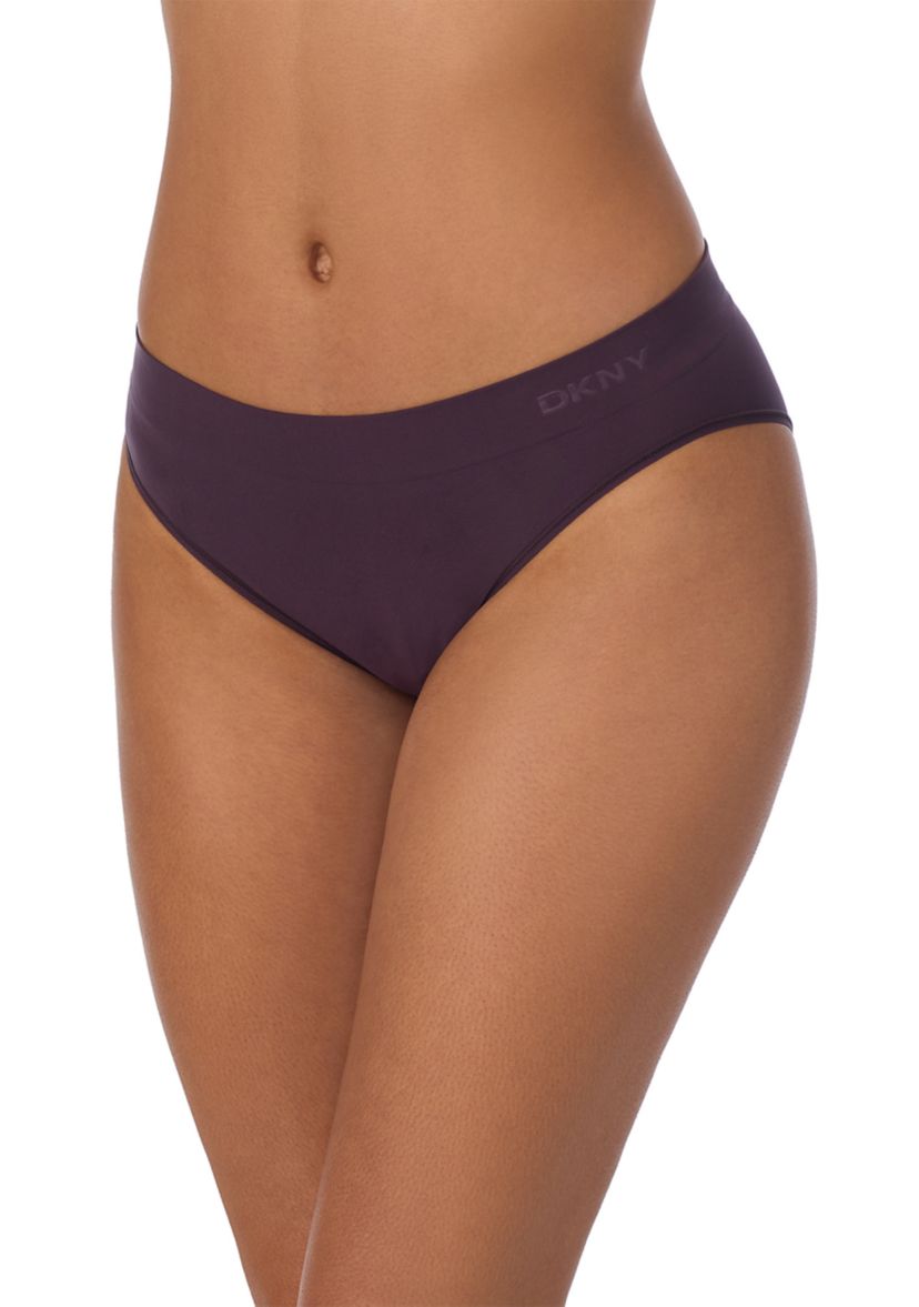	  Seamless Litewear Hi-Cut Panty