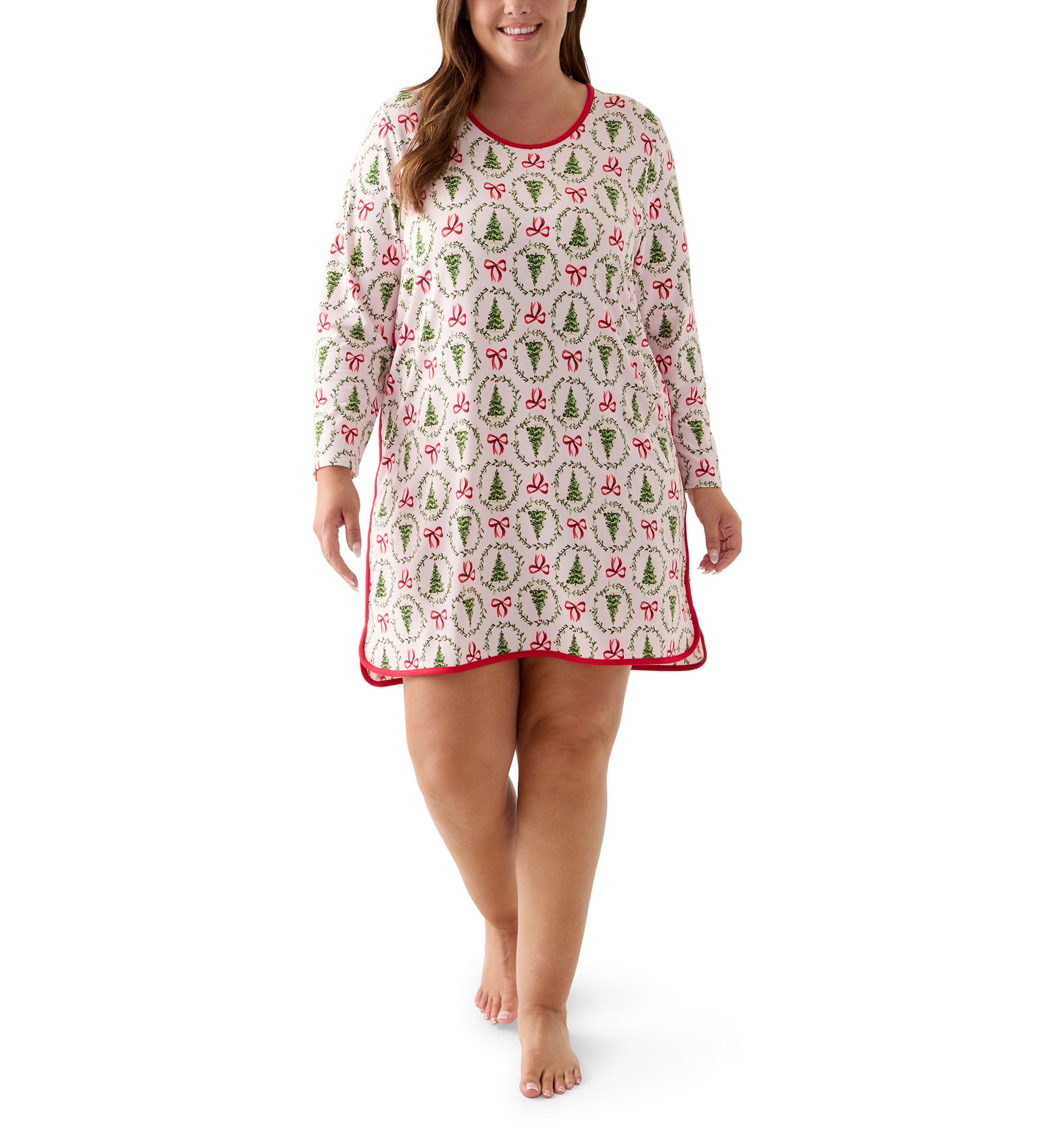 Plus Size Bow & Wreath Nightgown