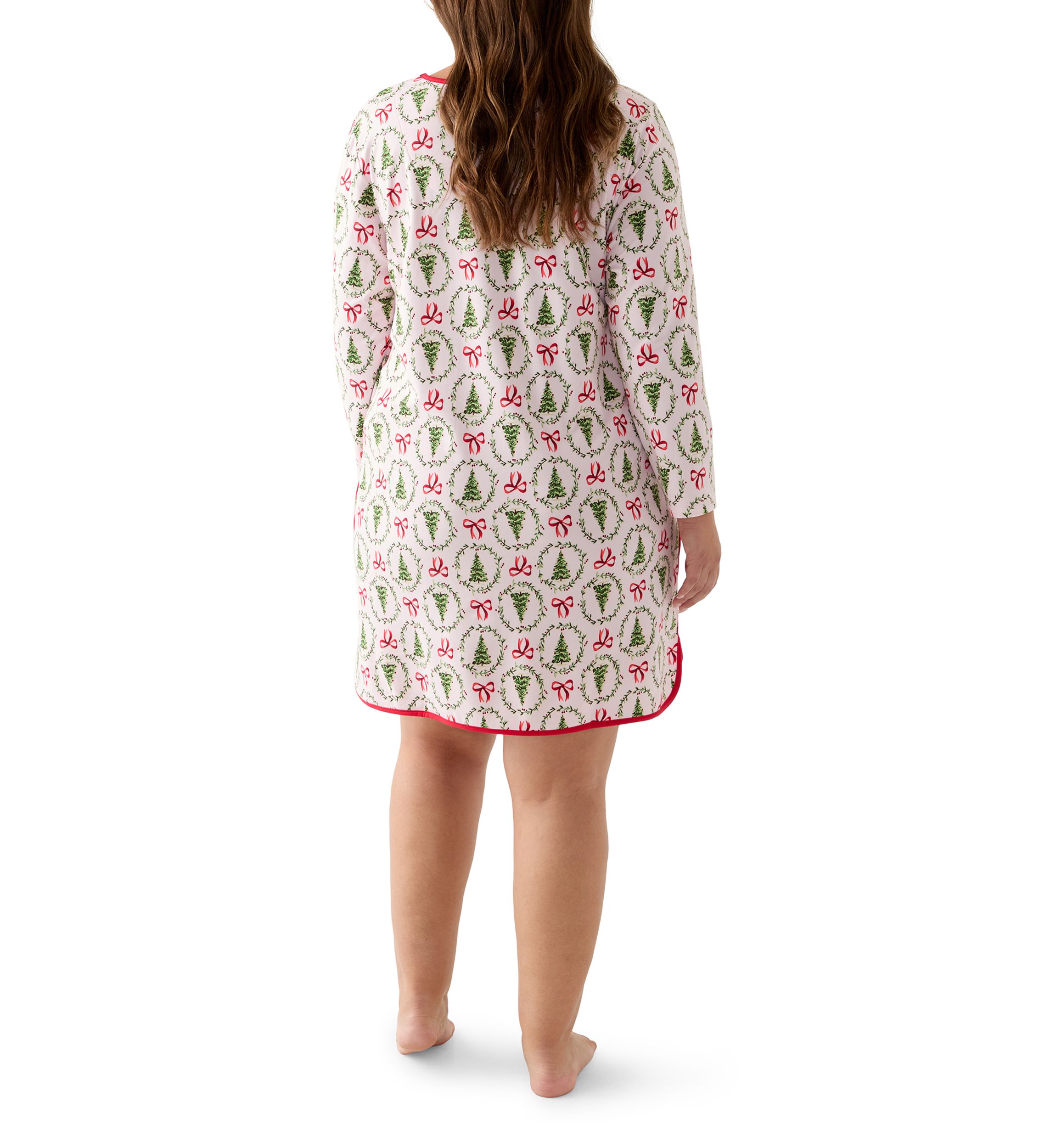 Plus Size Bow & Wreath Nightgown