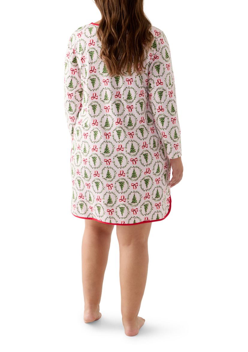Plus Size Bow & Wreath Nightgown