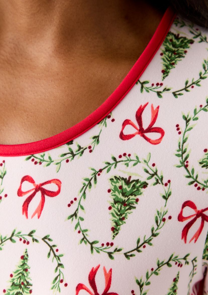Womens Bow & Wreath Nightgown