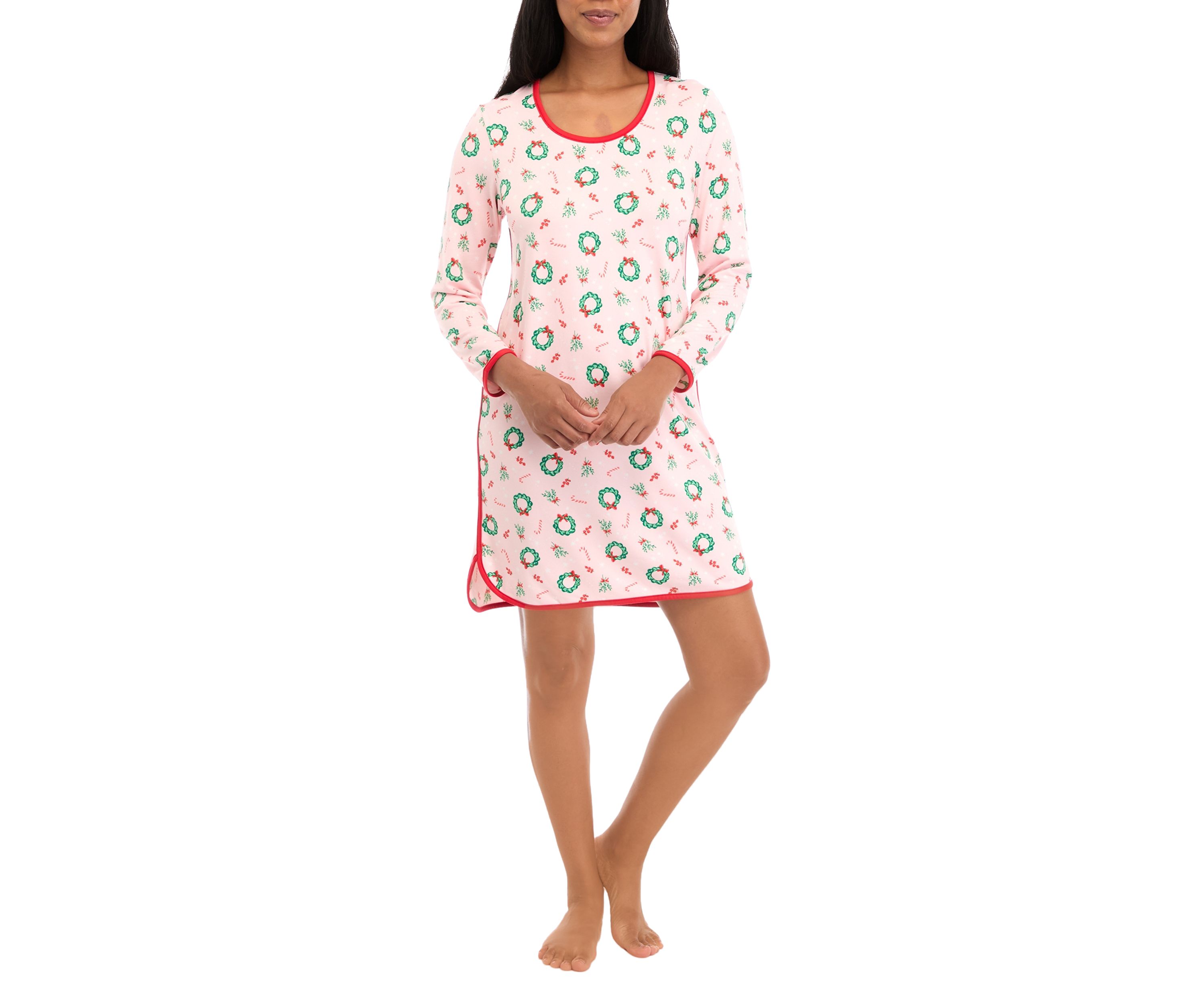 Womens Holiday Wreaths Long Sleeve Nightgown