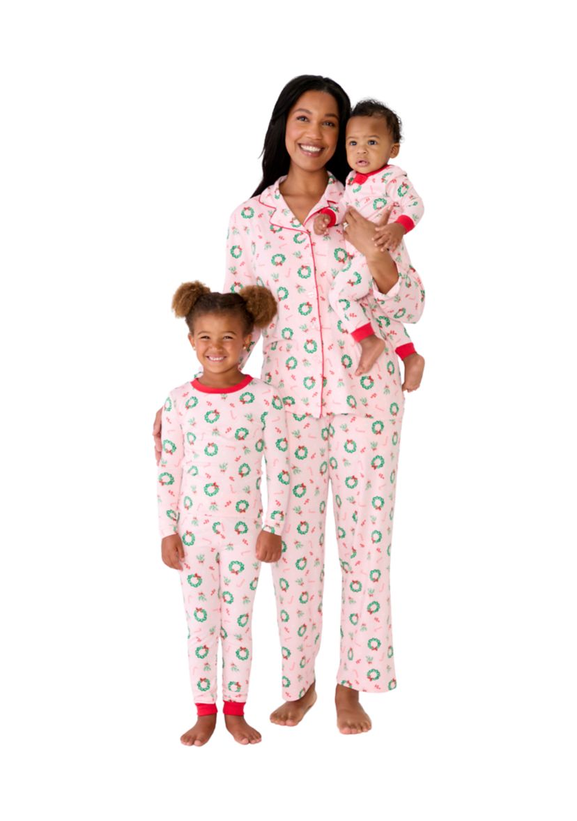 Womens Holiday Wreaths Long Sleeve Nightgown