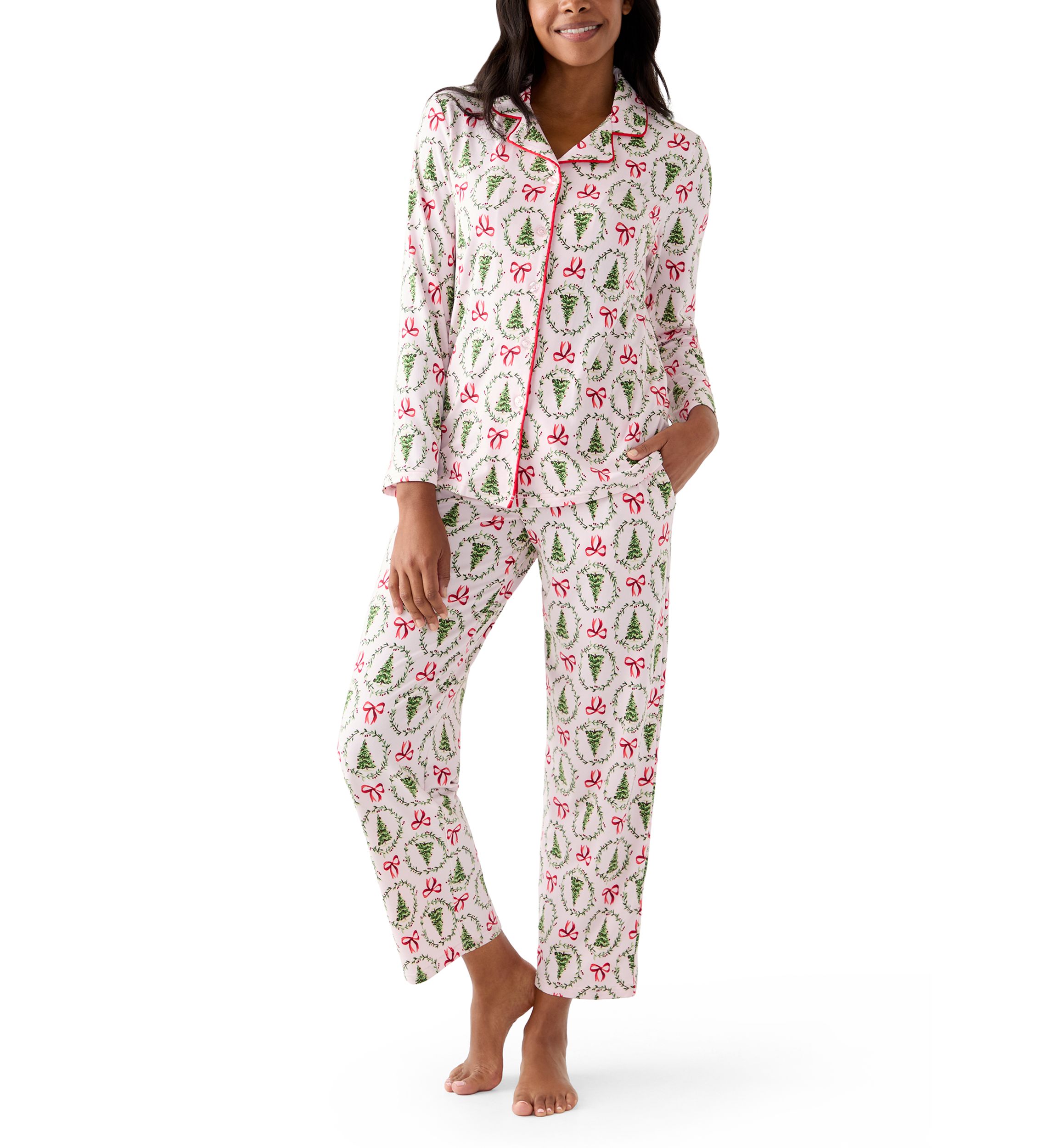 Womens Bow & Wreath Pajama Set