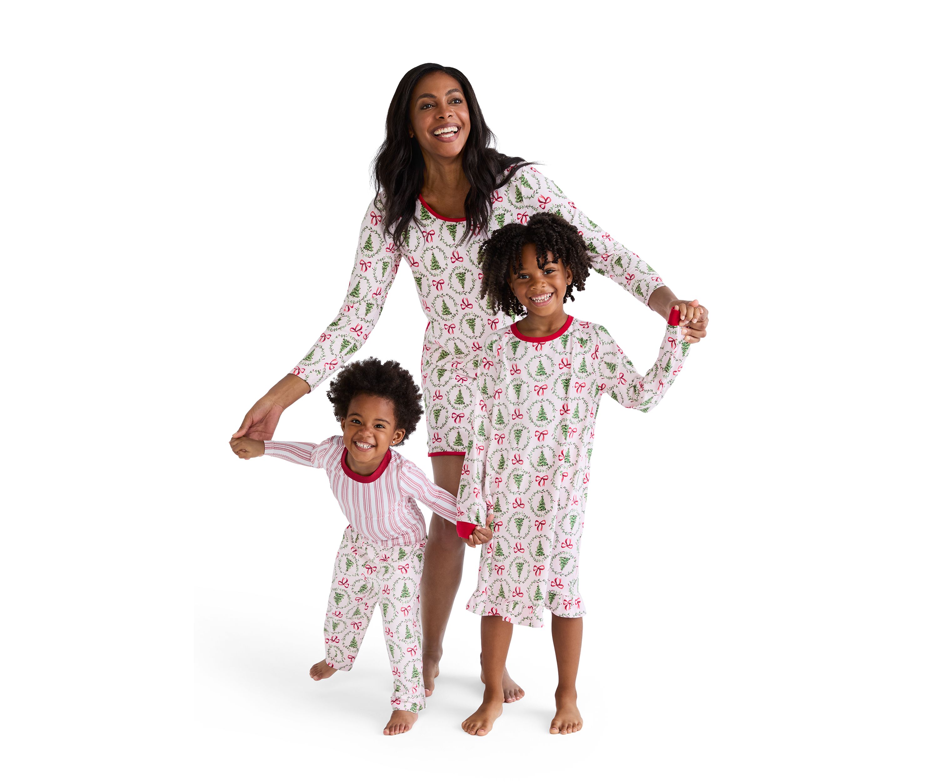 Womens Bow & Wreath Pajama Set