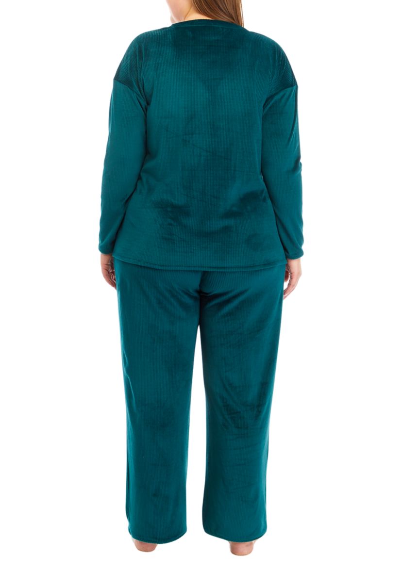 Wonderly Plus Size Velour Ribbed Pajama Set | Belk