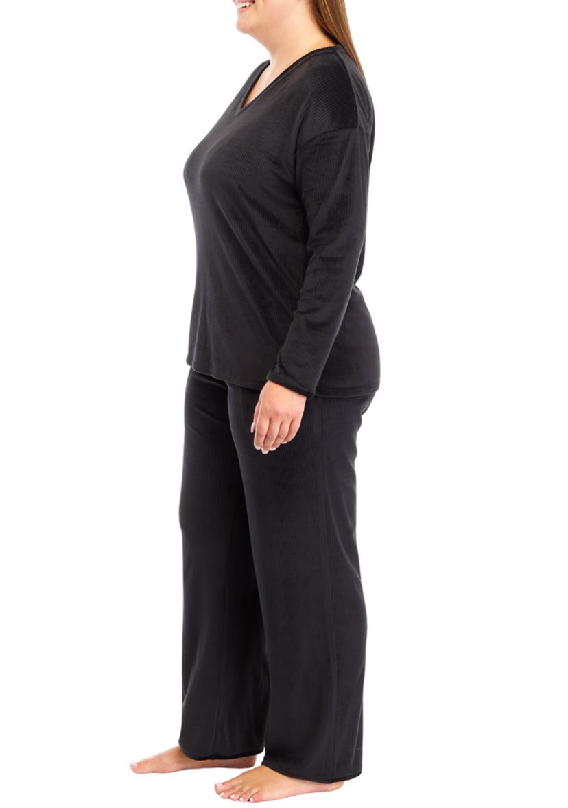 Plus Size Velour Ribbed Pajama Set 