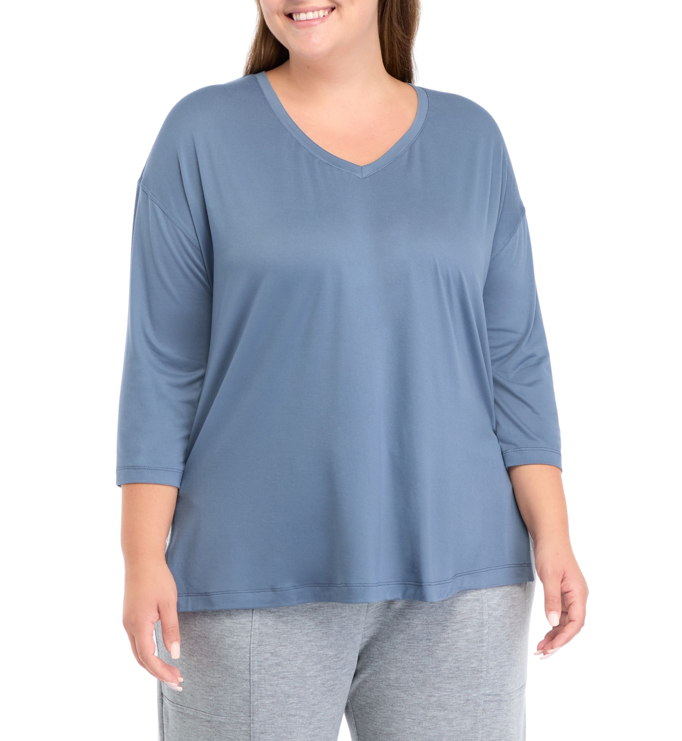 Plus Size 3/4 Sleeve V-Neck T-Shirt 