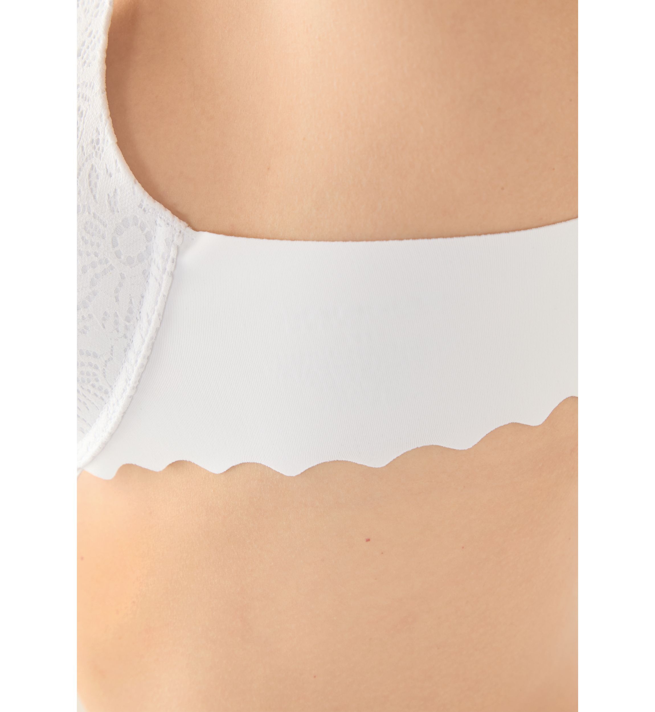 Lace Scallop Edge Front Close Push Up Bra