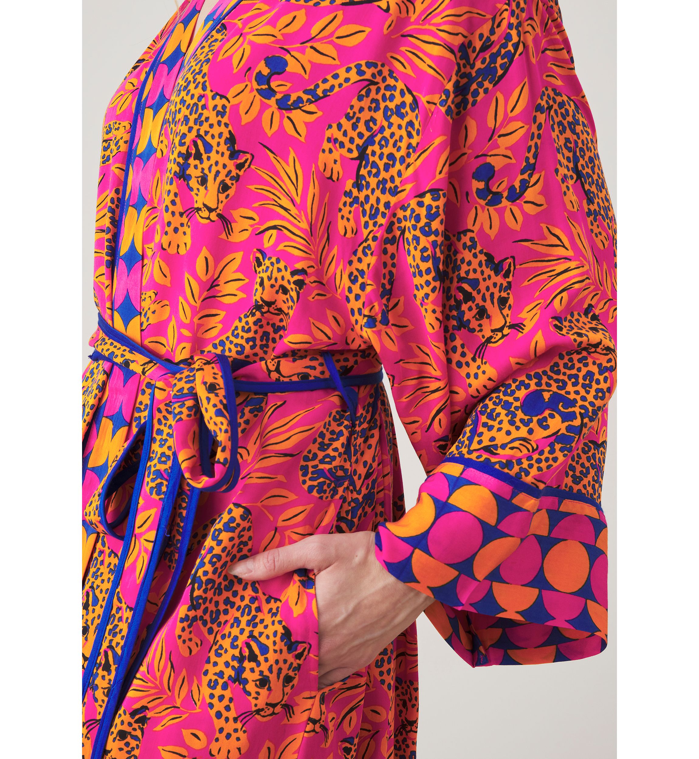 Long Sleeve Satin Robe - City Cats 