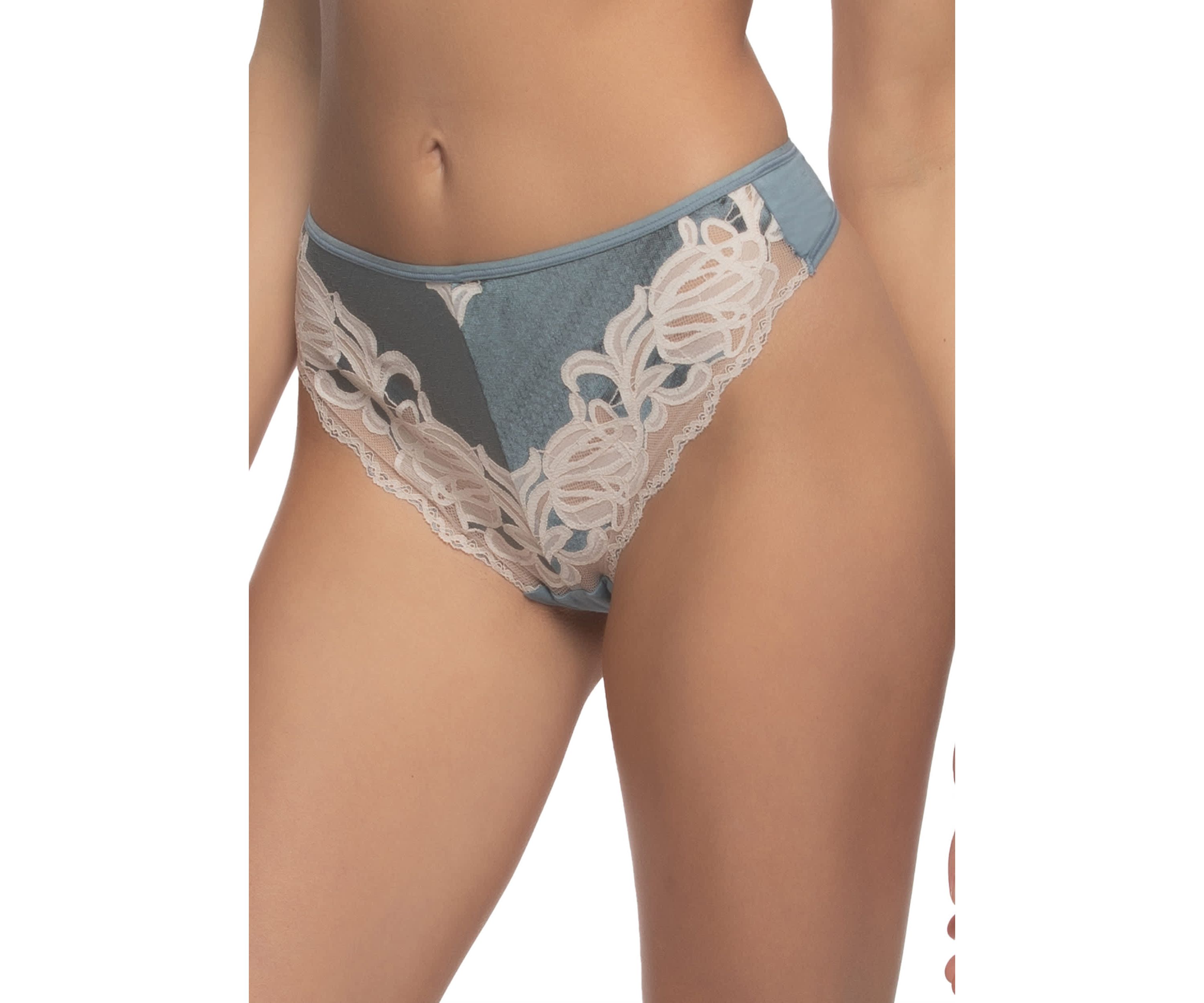 Amelie Vintage Lace Thong