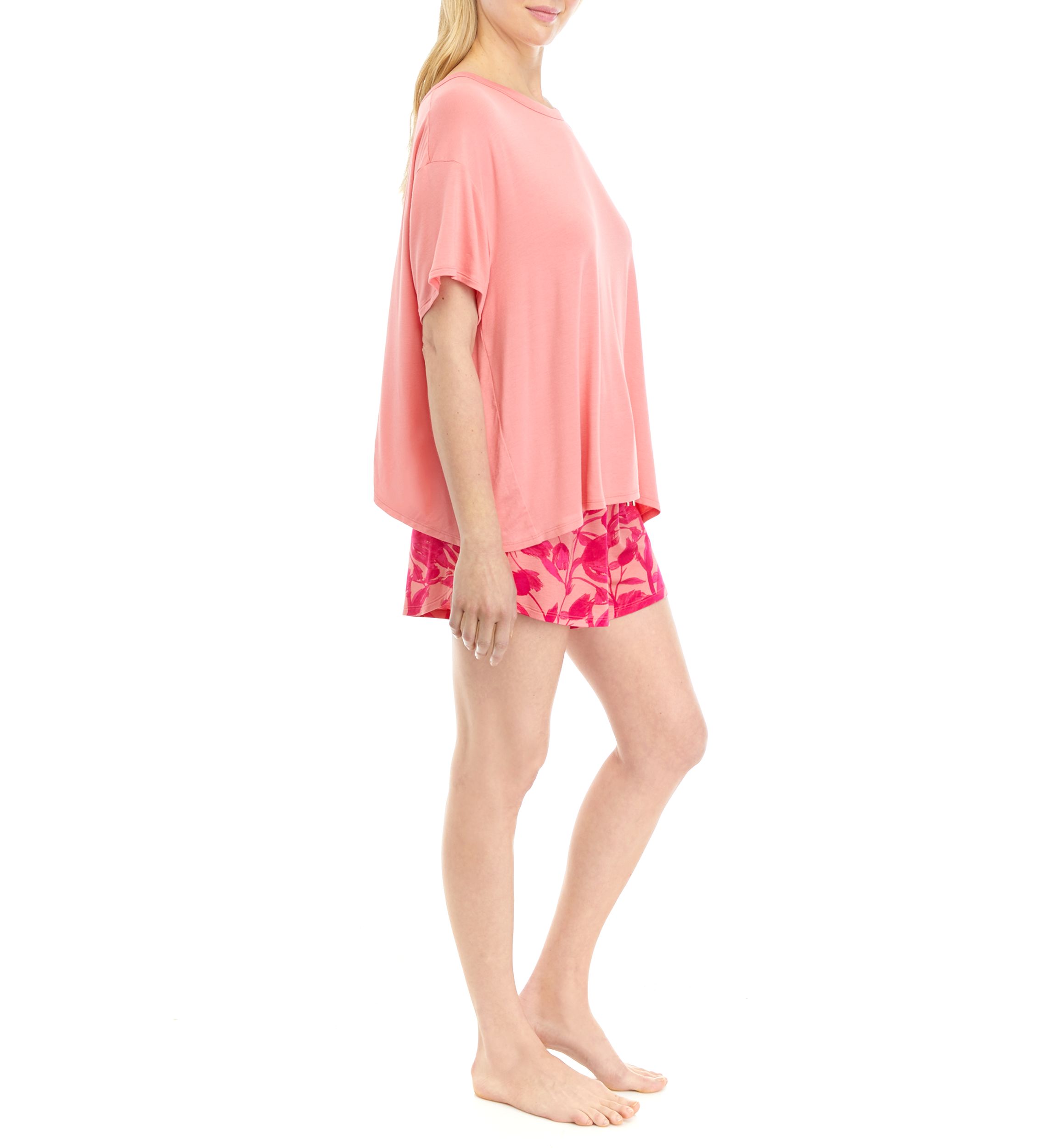 Tulip Back T-Shirt and Shorts Pajama Set