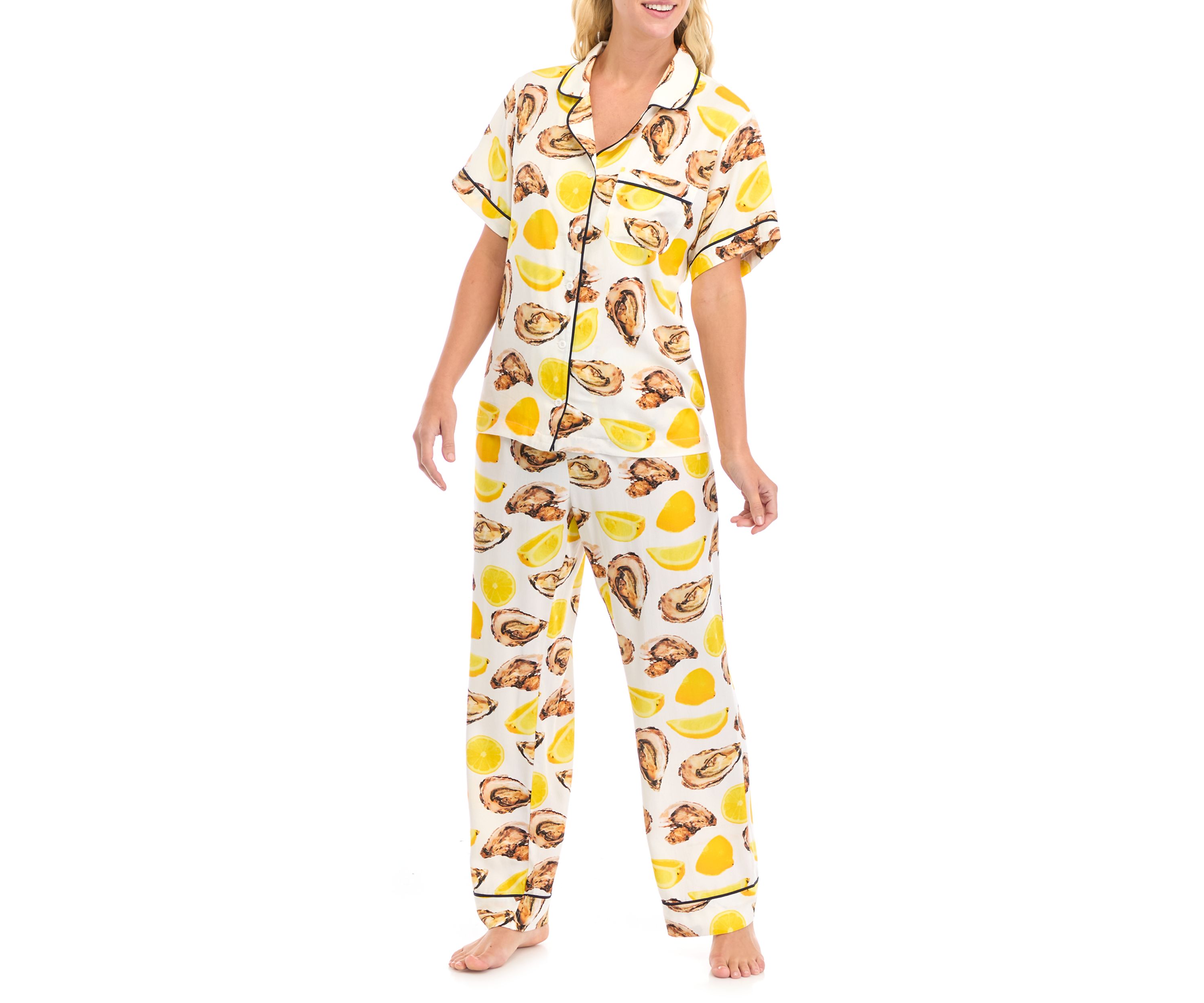 The World is Your Oyster Short Sleeve Pajama Set 