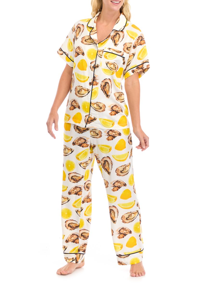The World is Your Oyster Short Sleeve Pajama Set 