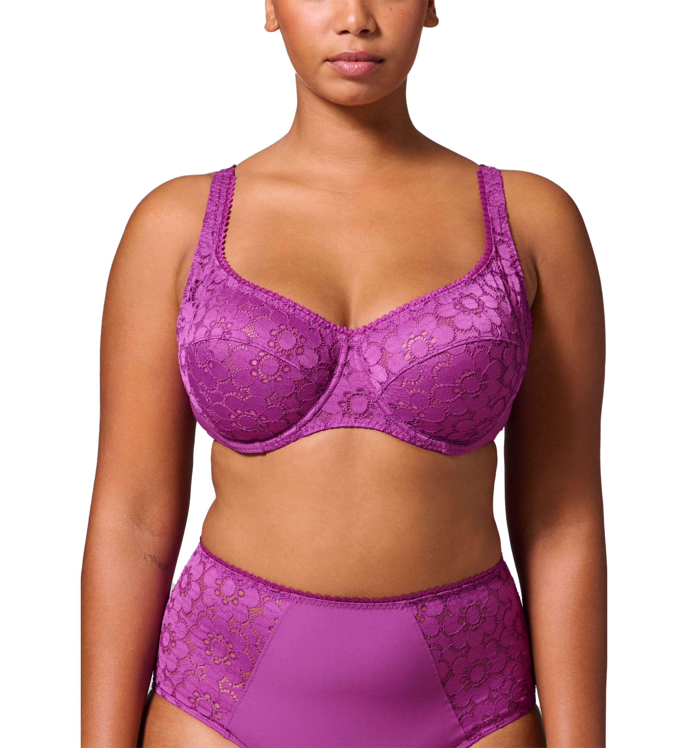 Oisive Plunging Full Cup Bra