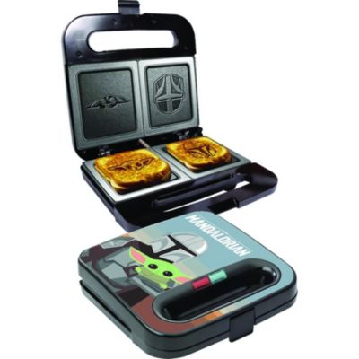 Uncanny Brands The Mandalorian Grilled Cheese Maker- Panini Press and  Compact Indoor Grill- Baby Yoda and Mando Sandwich