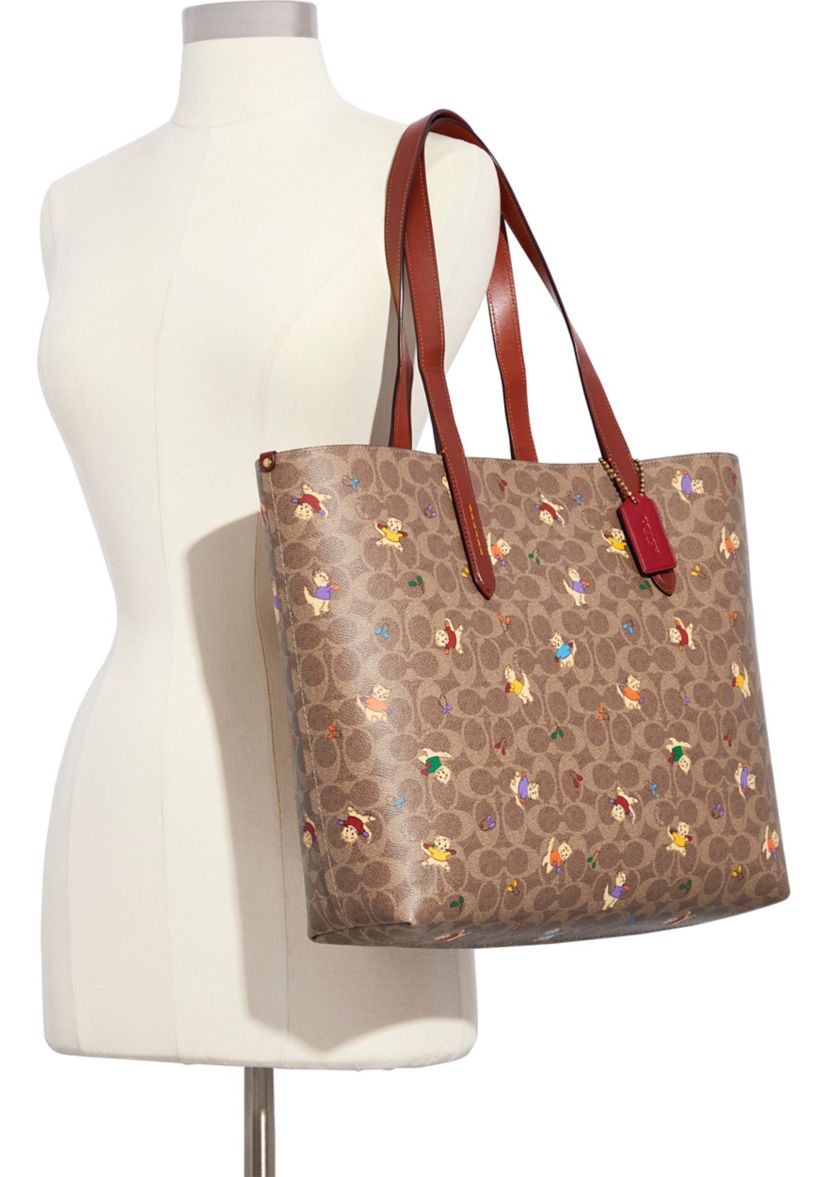 Highline Tote in Signature Canvas with Kittens Print