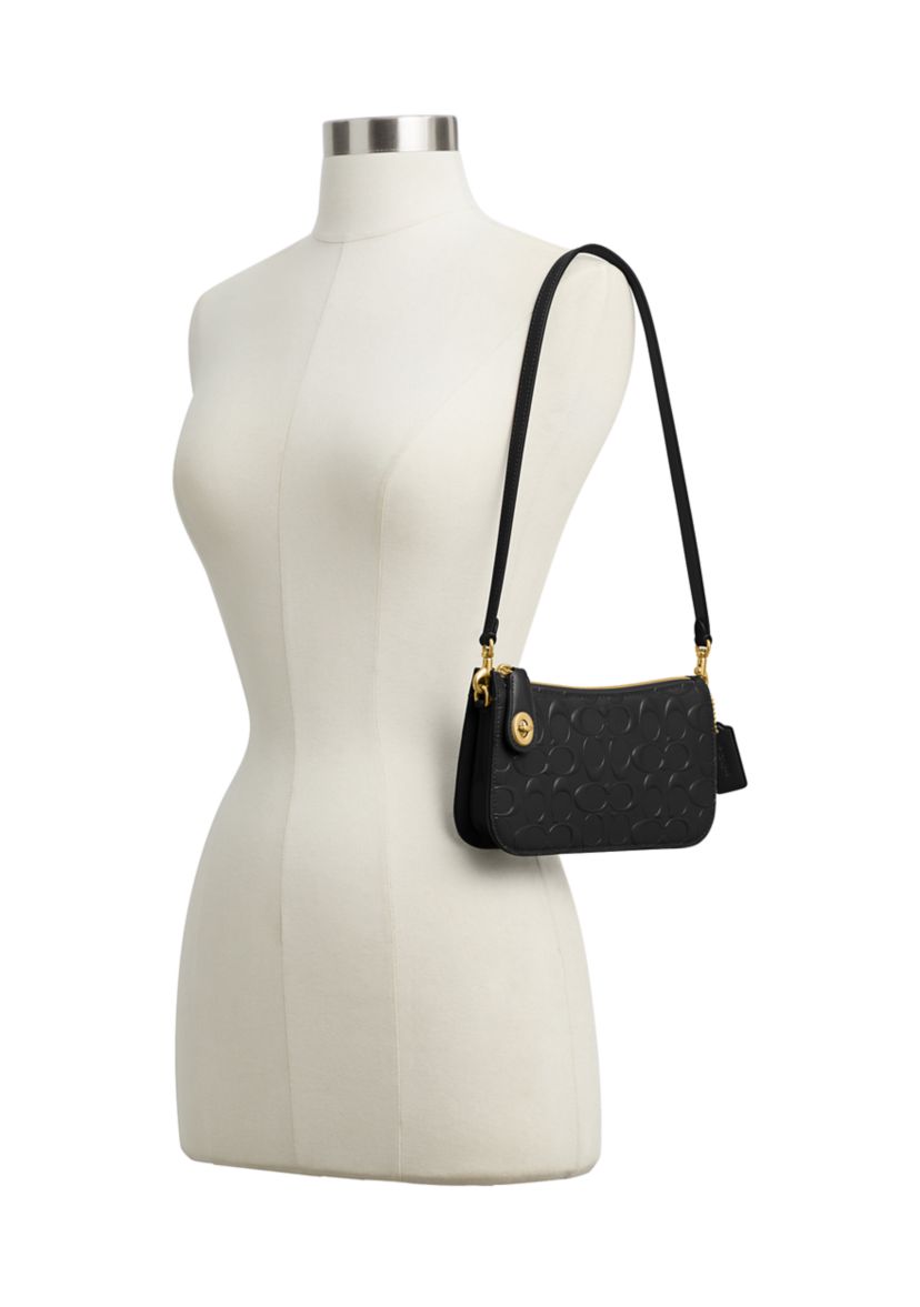 Penn Shoulder Bag in Signature Leather 