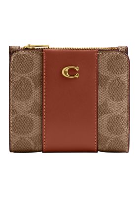 COACH Women's Signature Canvas Essential Slim Billfold Wallet