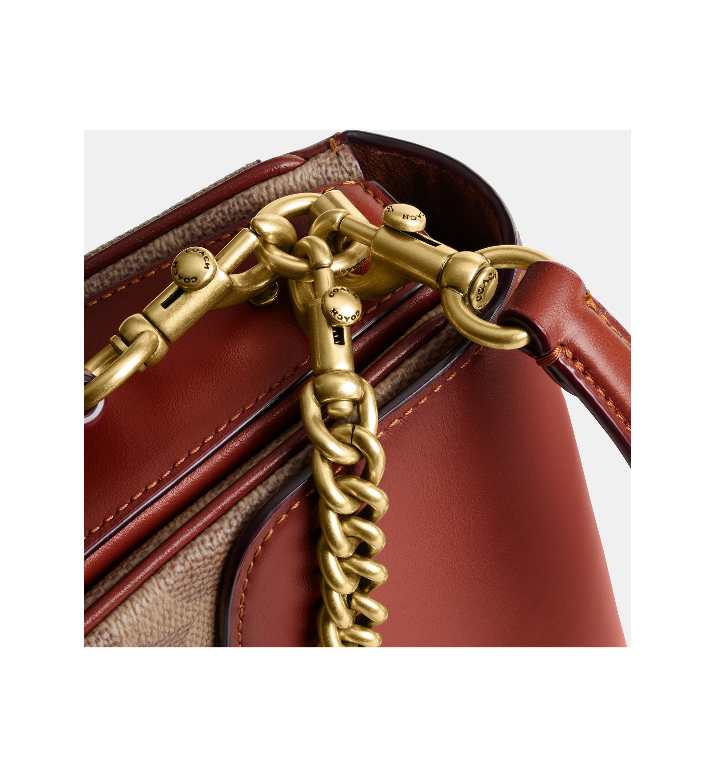 Cassie Crossbody 19 in Signature Canvas