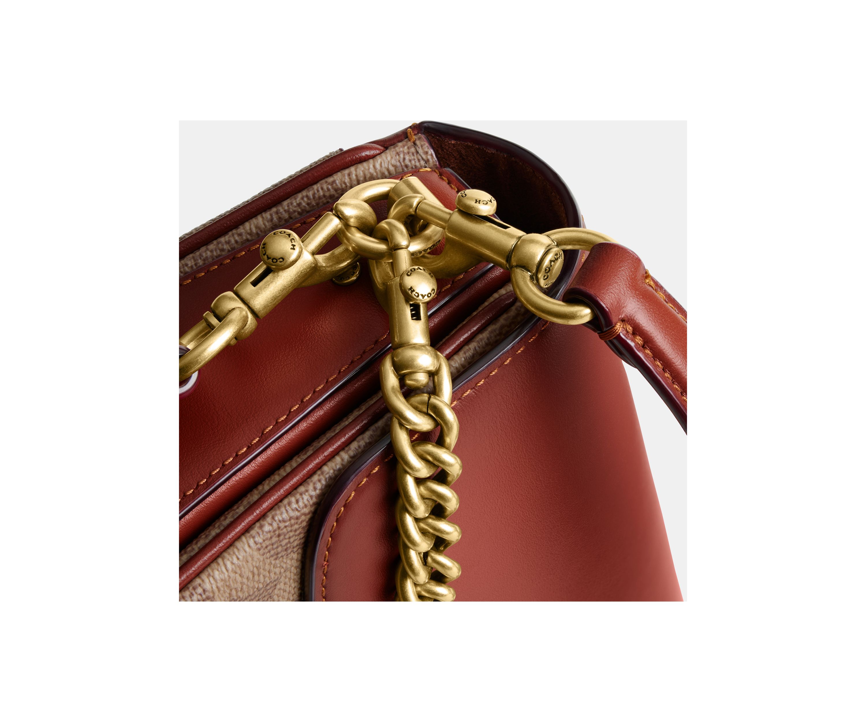 Cassie Crossbody 19 in Signature Canvas
