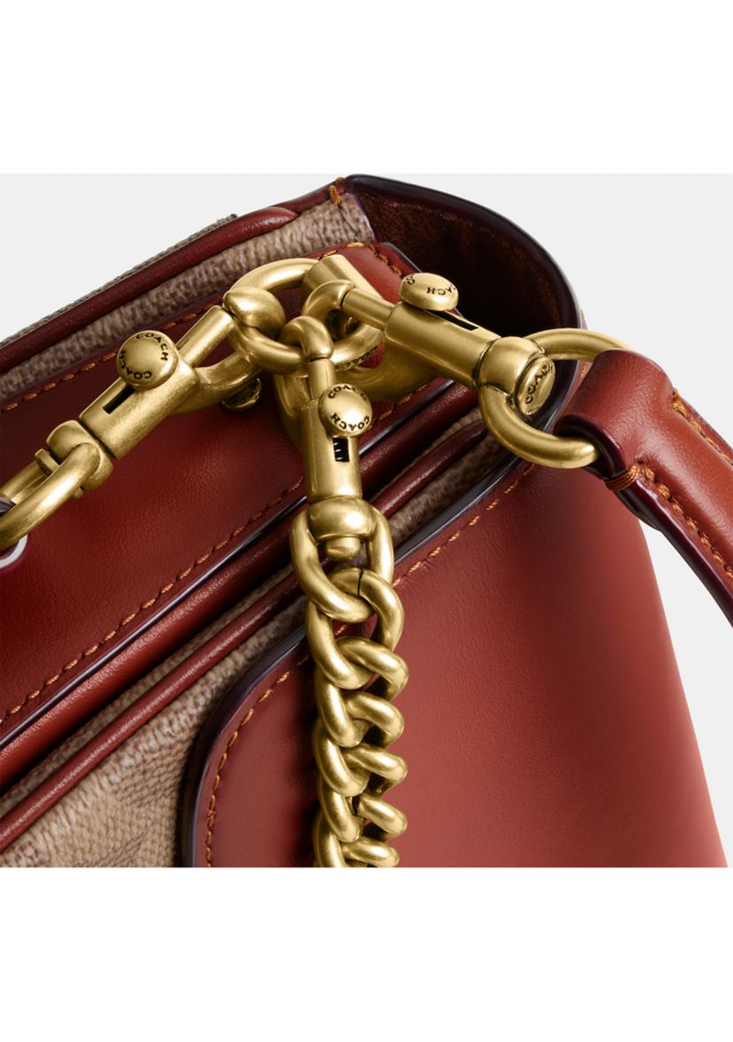 Cassie Crossbody 19 in Signature Canvas