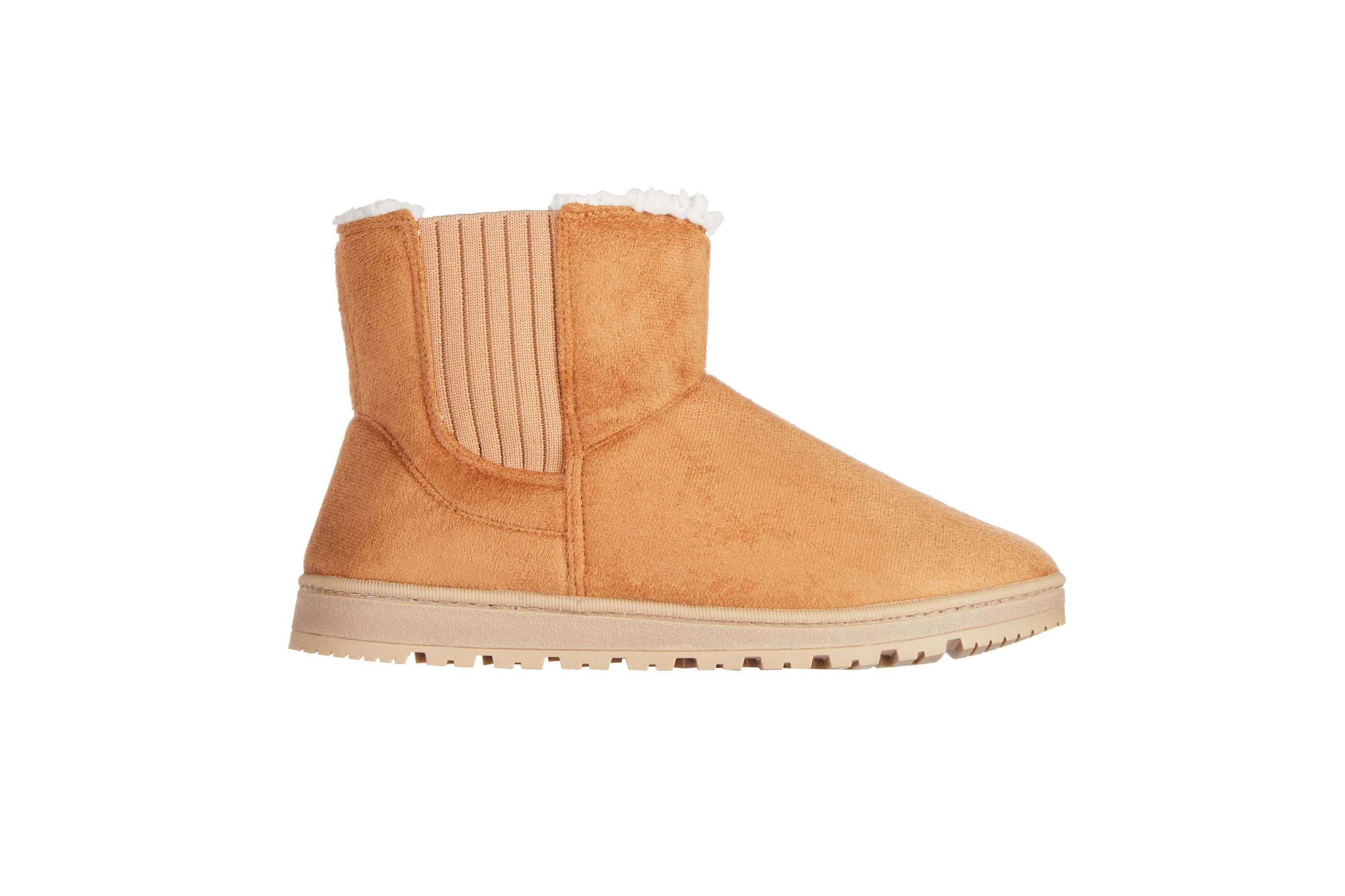 Womens Water Repellent Wylder Boot with Memory Foam and Indoor/Outdoor Sole