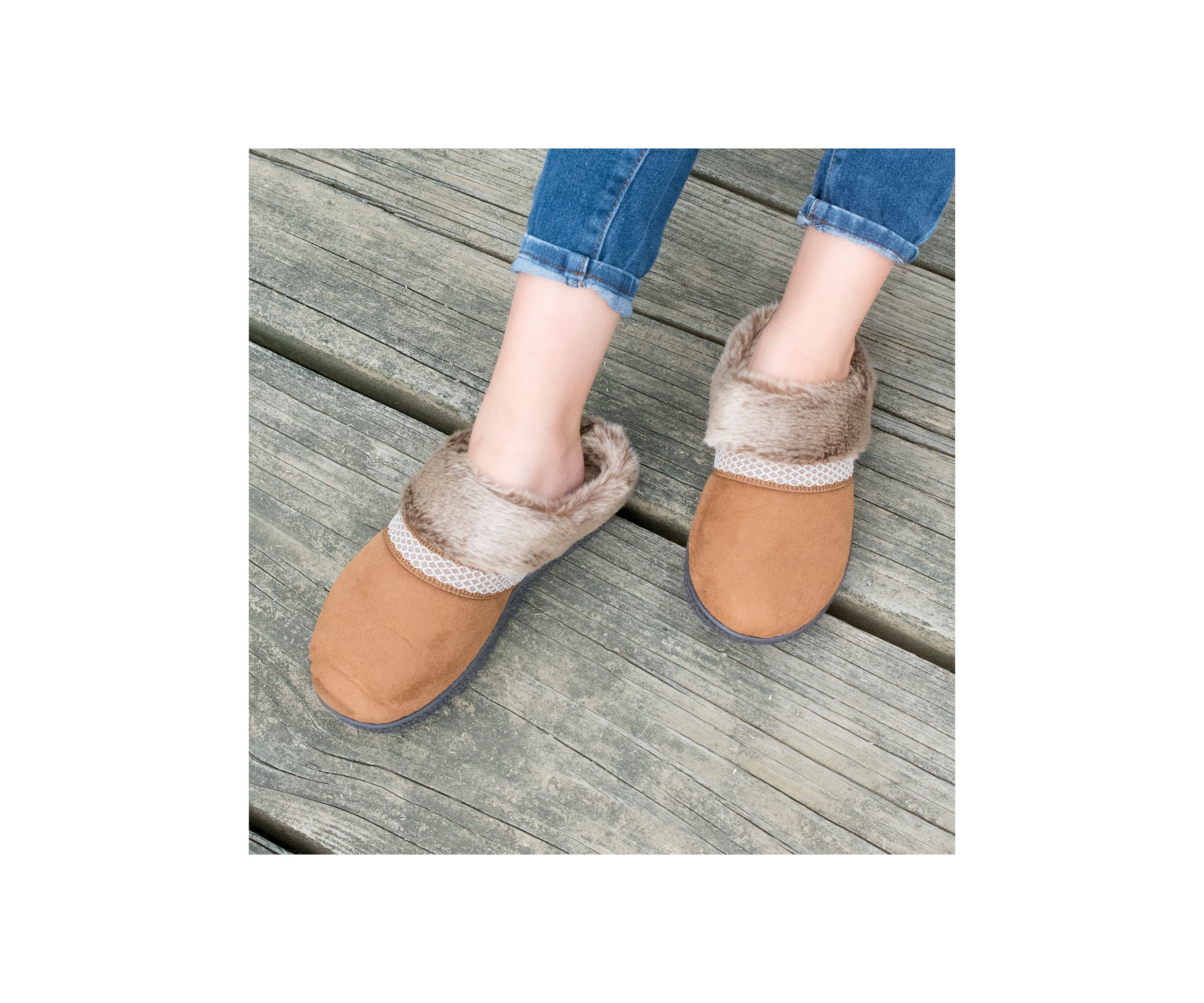  Womens Memory Foam Mallory Hoodback Comfort Slipper