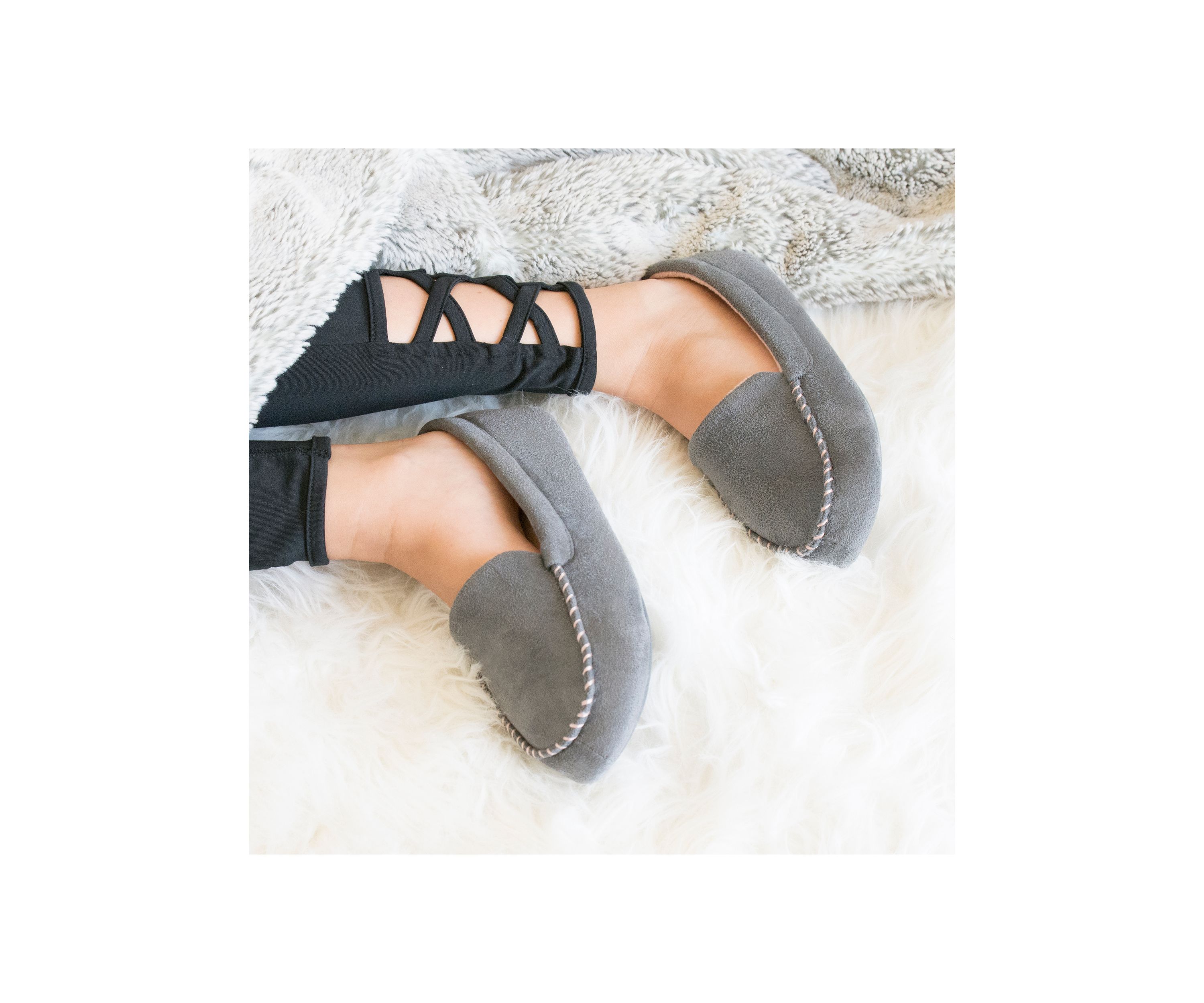 Womens Memory Foam Microsuede Noela Moccasin Slippers