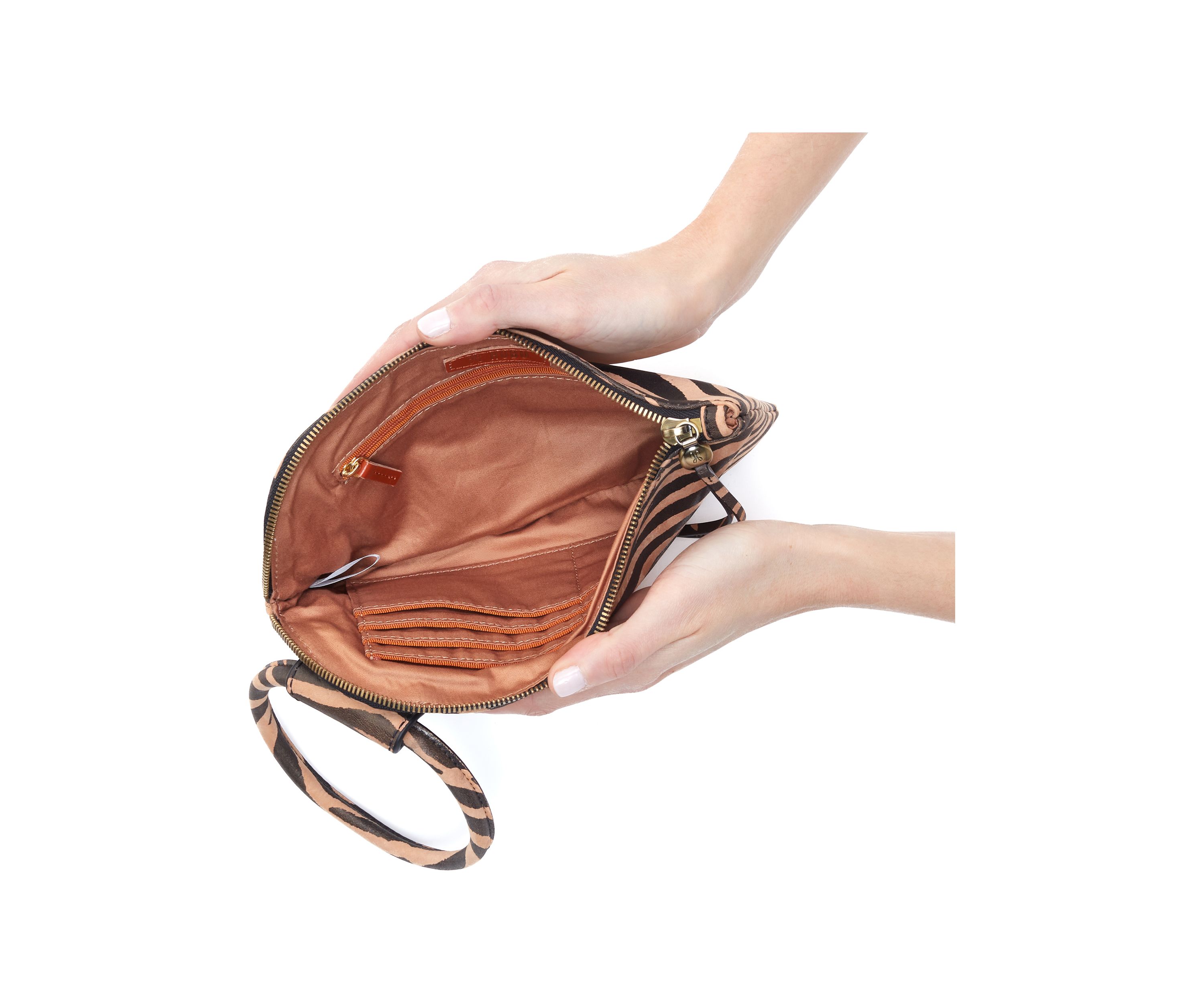 Sable Wristlet