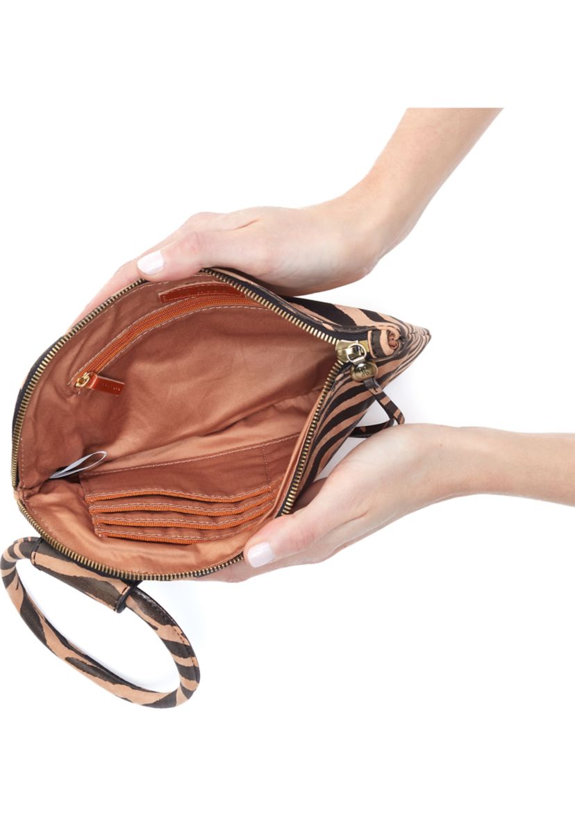 Sable Wristlet