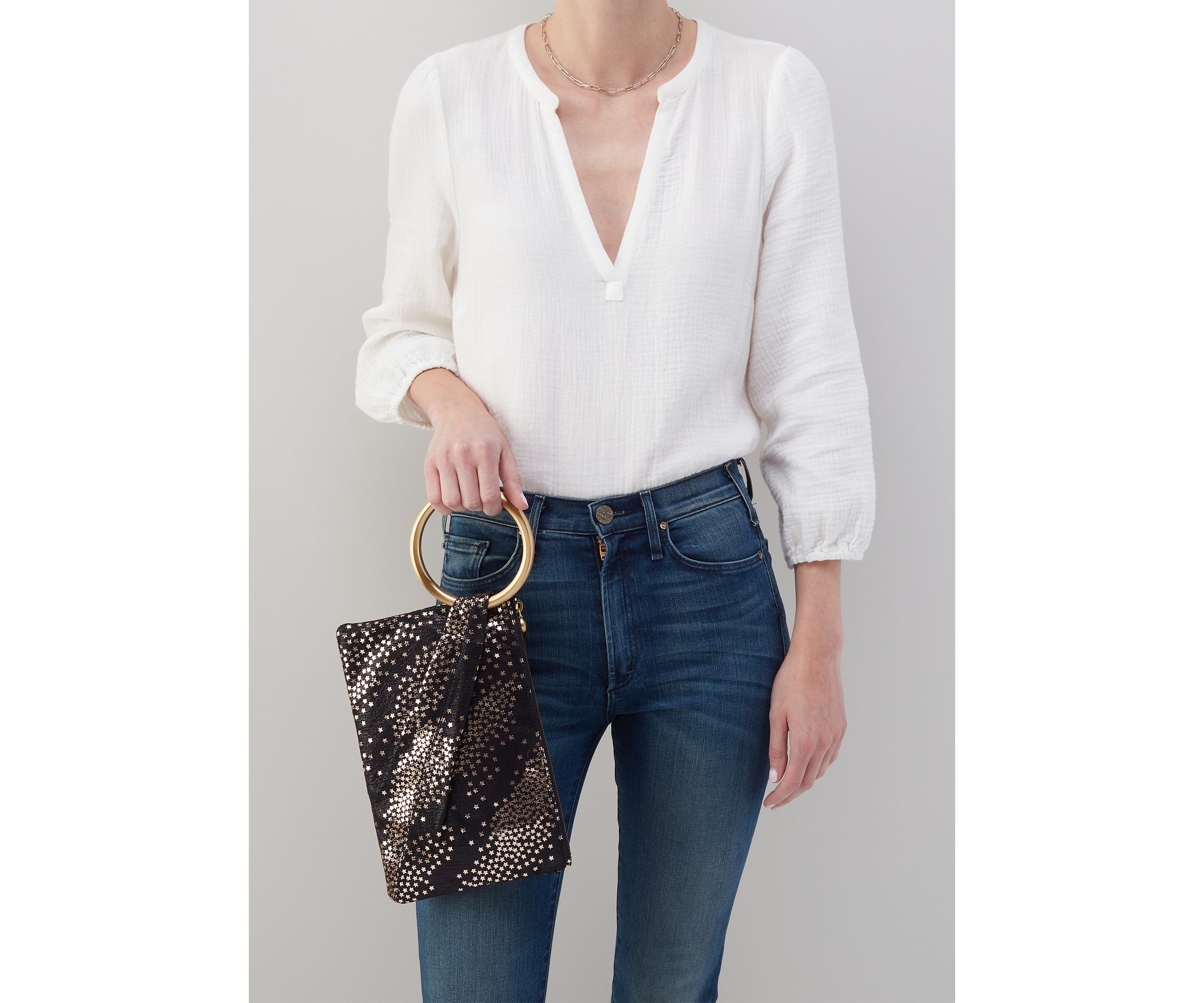 Sheila Hard Ring Clutch