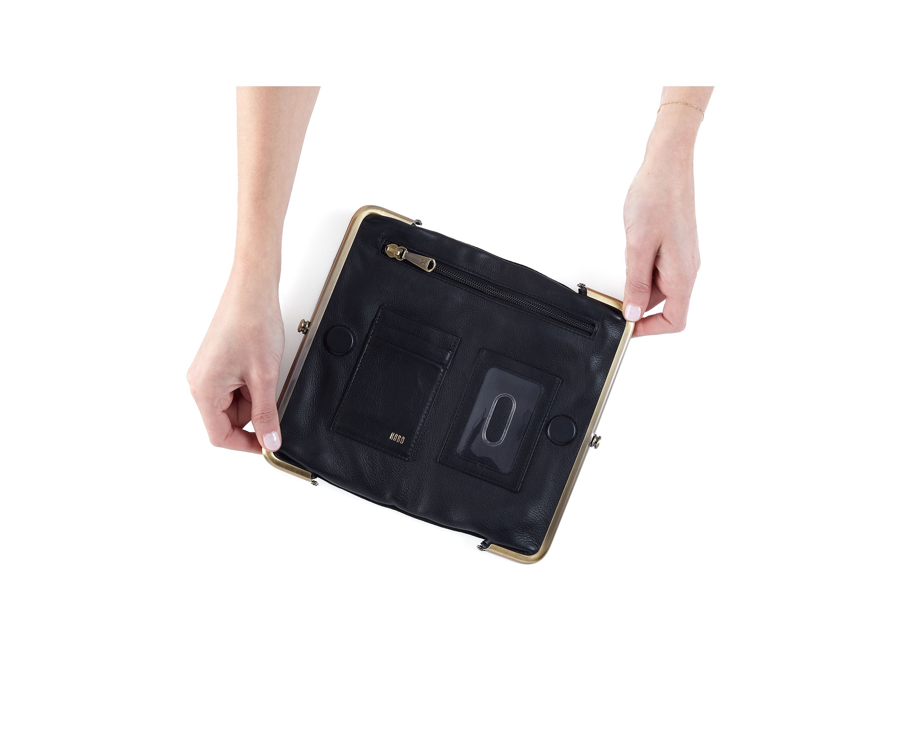 Lauren Clutch-Wallet