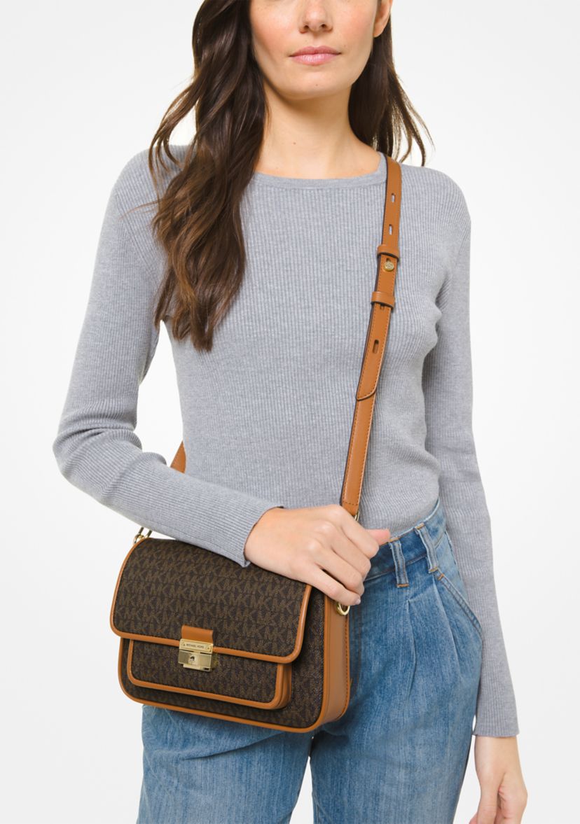 Bradshaw Medium Messenger Bag 