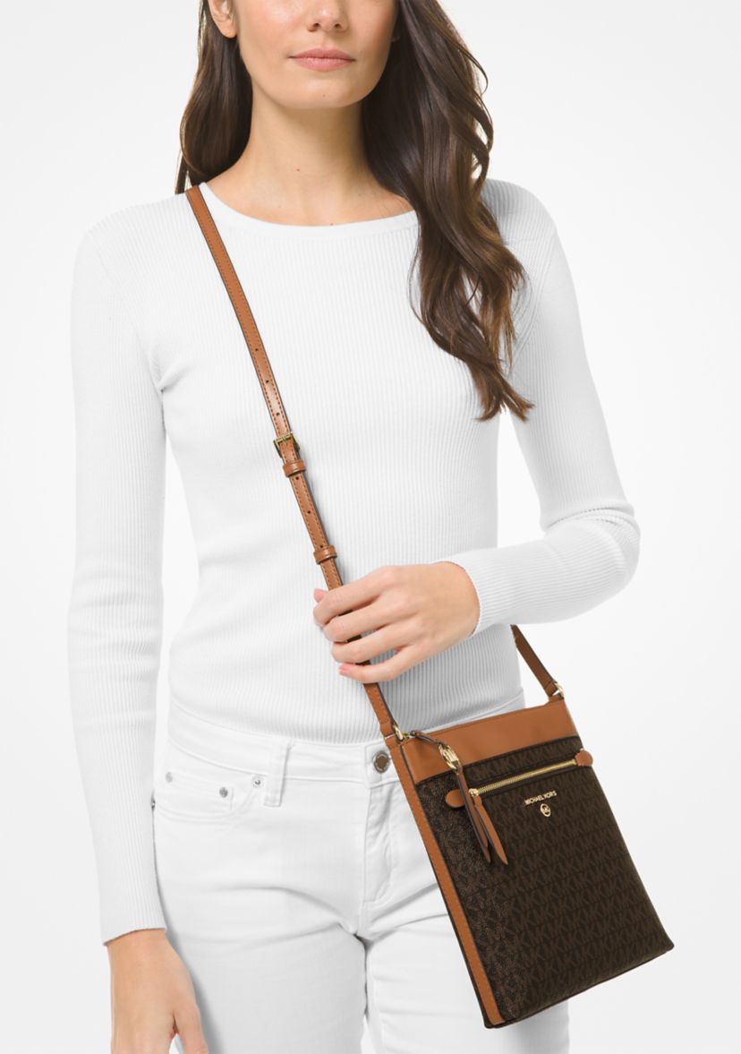 Jet Set Charm Small Flat Crossbody 