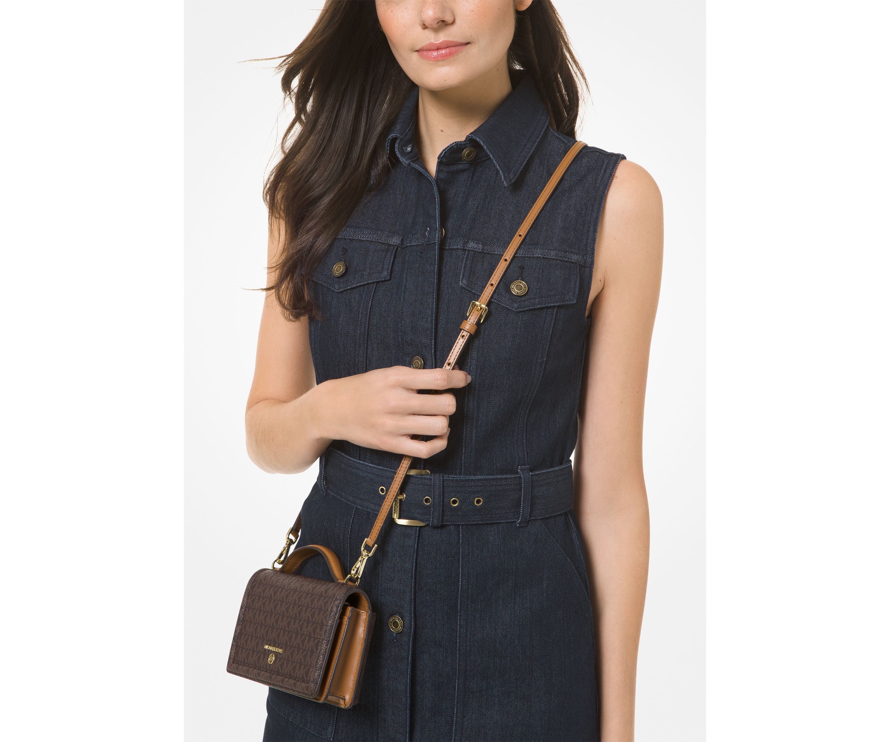 Jet Set Small Logo Smartphone Crossbody Bag