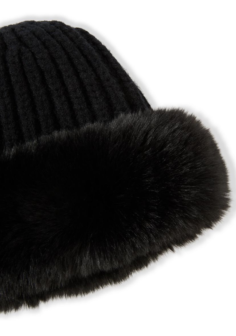 Ribbed Faux Fur Hat