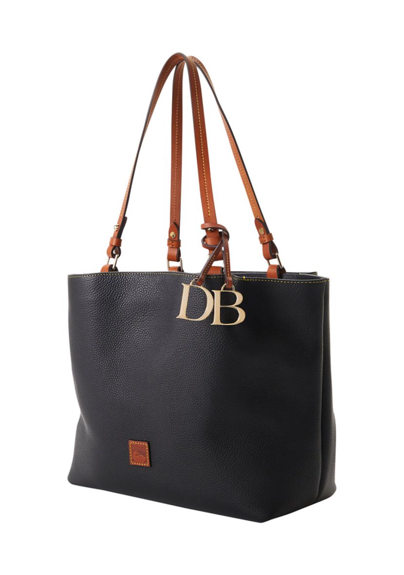 Pebble Grain Flynn Shoulder Bag