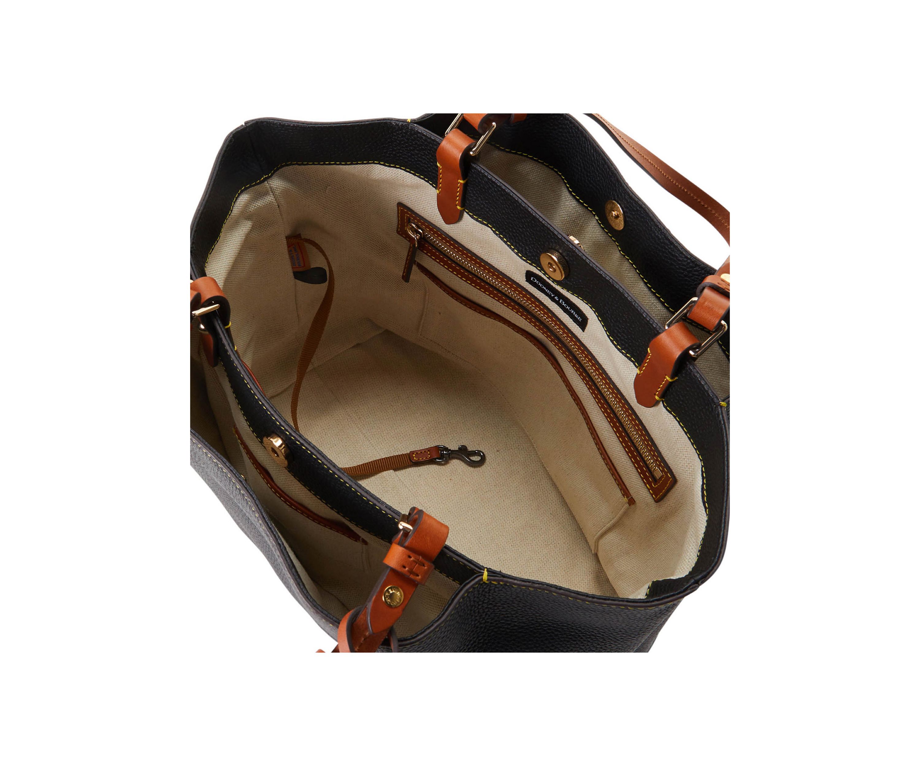 Pebble Grain Flynn Shoulder Bag