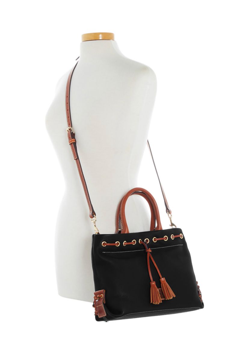 Pebble Grain Tassel Tote
