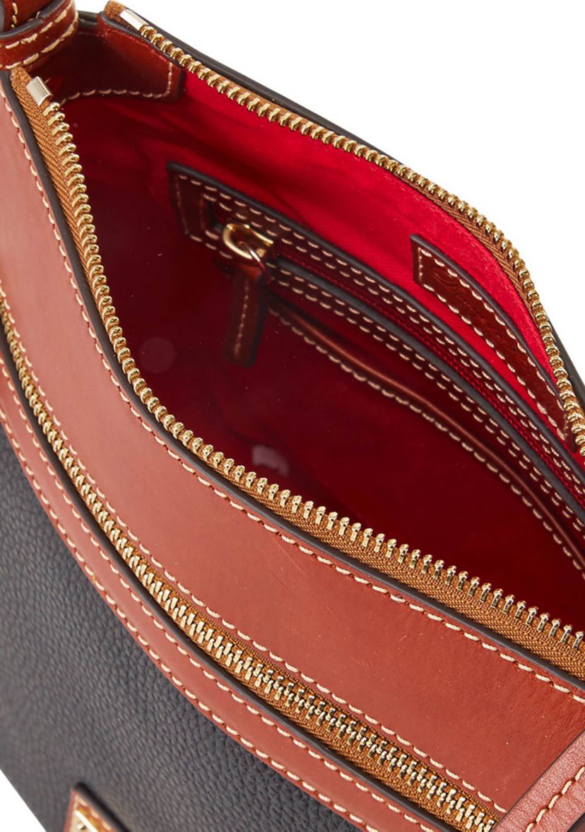 Pebble Grain Crossbody 25