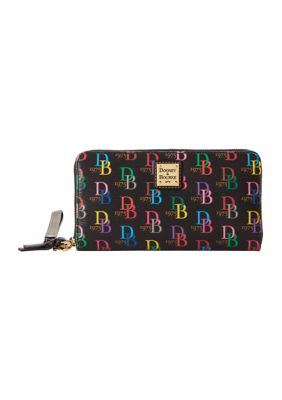 Dooney Bourke DB75 Wristlet