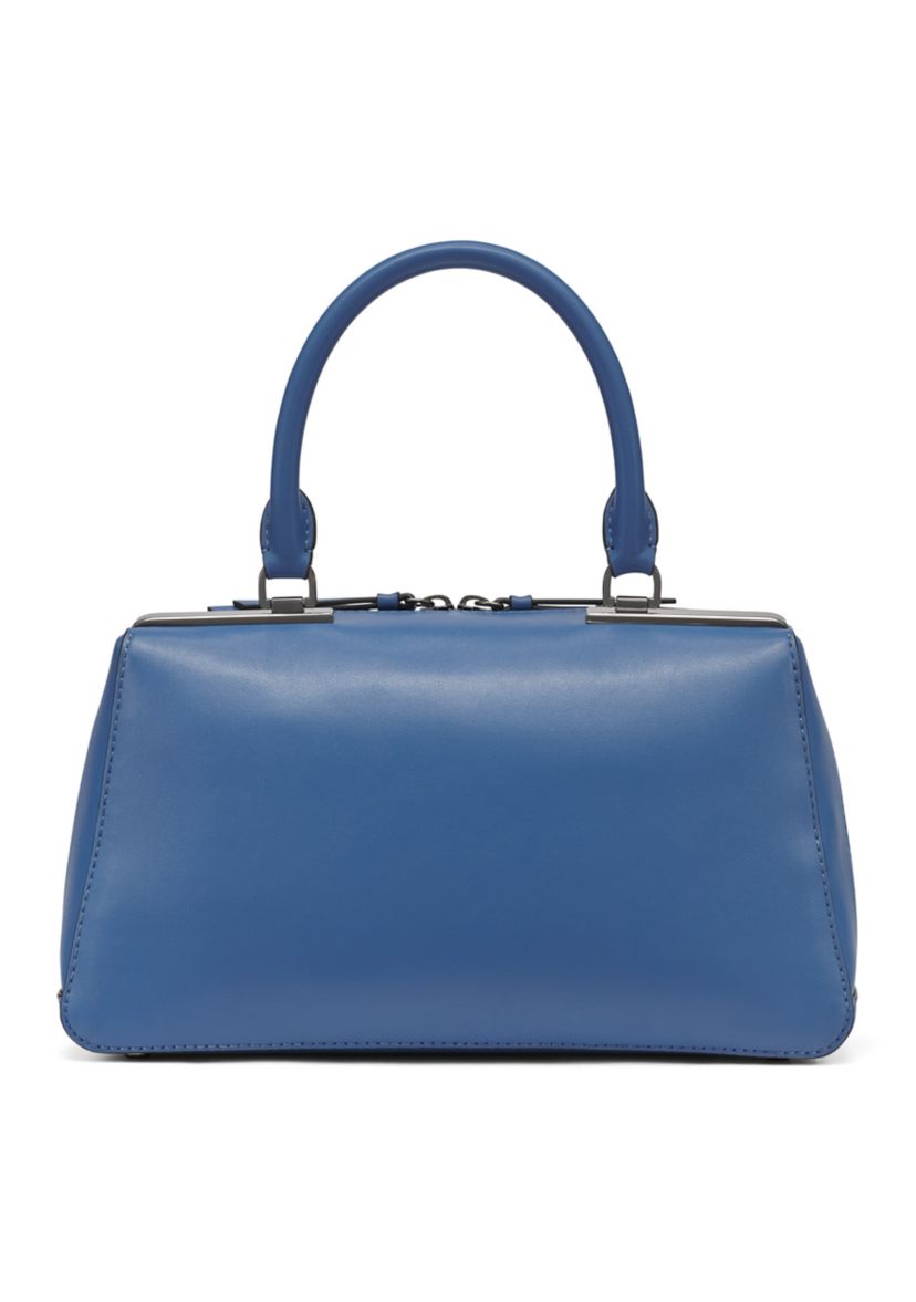 Lori Satchel 