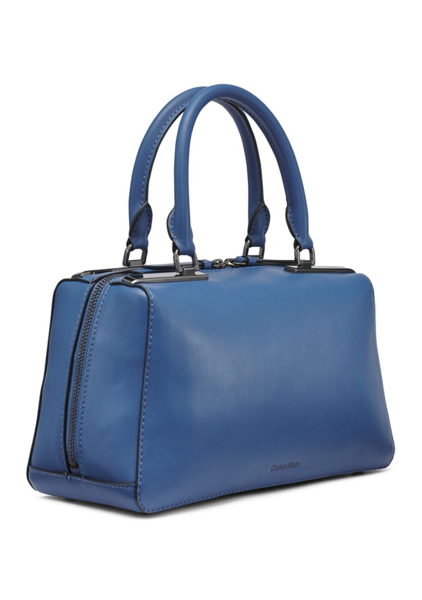 Lori Satchel 